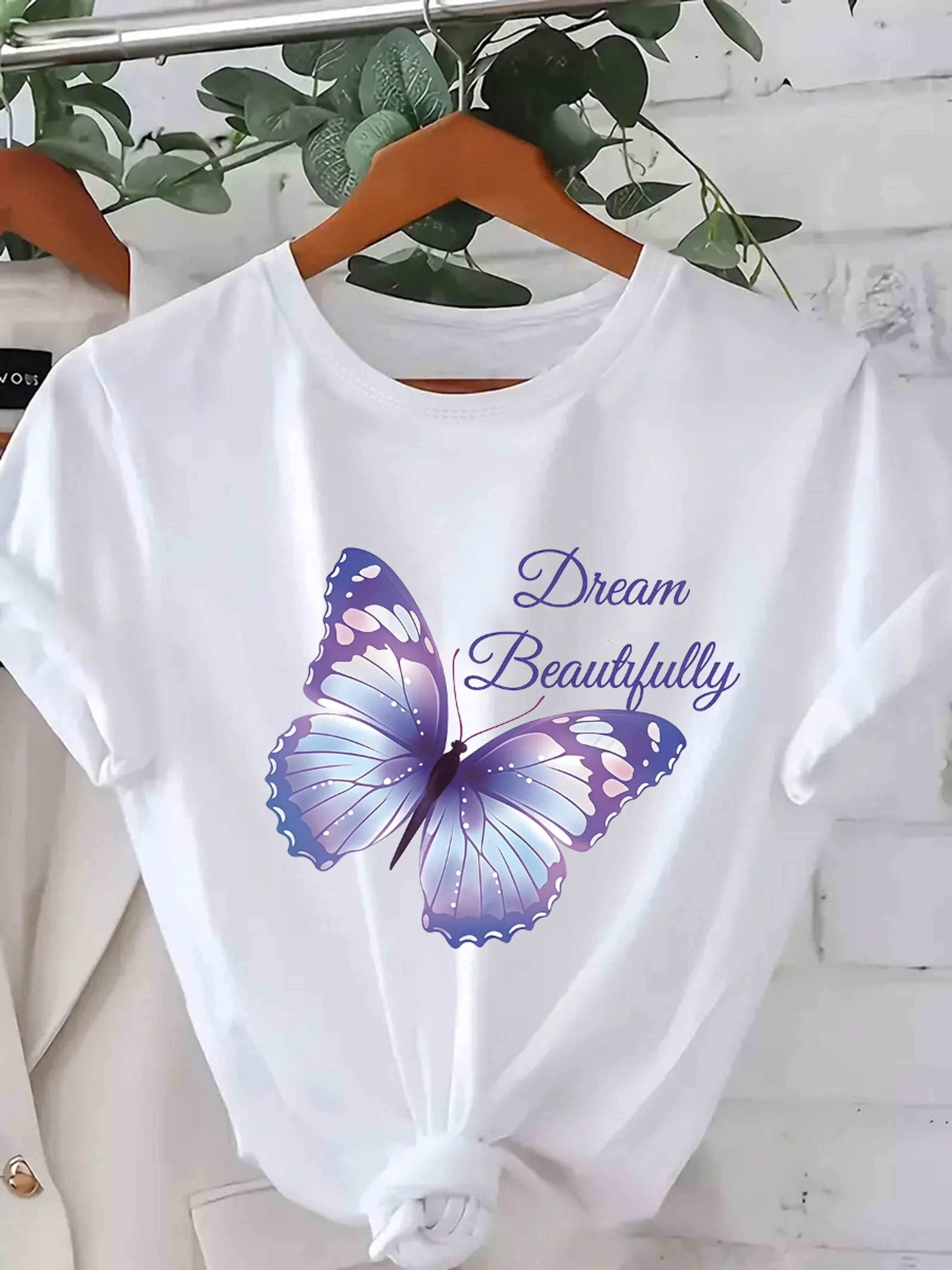 Women's T-Shirt with Butterfly Dream Beautiful Print Harajuku Short Sleeve Casual T-shirt Clothing Street Tops Aesthetic Clothes
