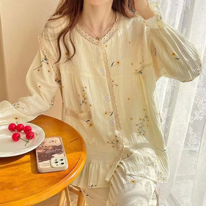 Women\'s Rustic Pajamas Women\'s Autumn Small Yellow Flower Round Neck Lace Cardigan Long Sleeve Long Pants Casual Homewear Set Ms