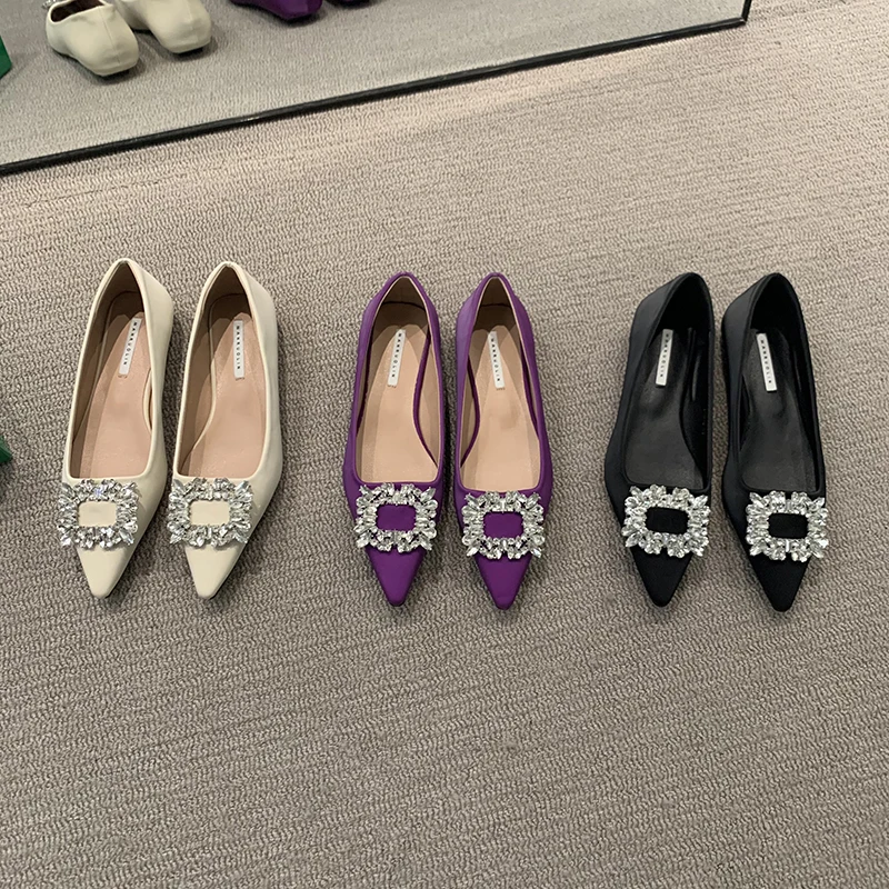 2025 Spring and Autumn New Fashion Rhinestone Pointed Flat Shoes with Skirts and Casual Women's Shoes view 2