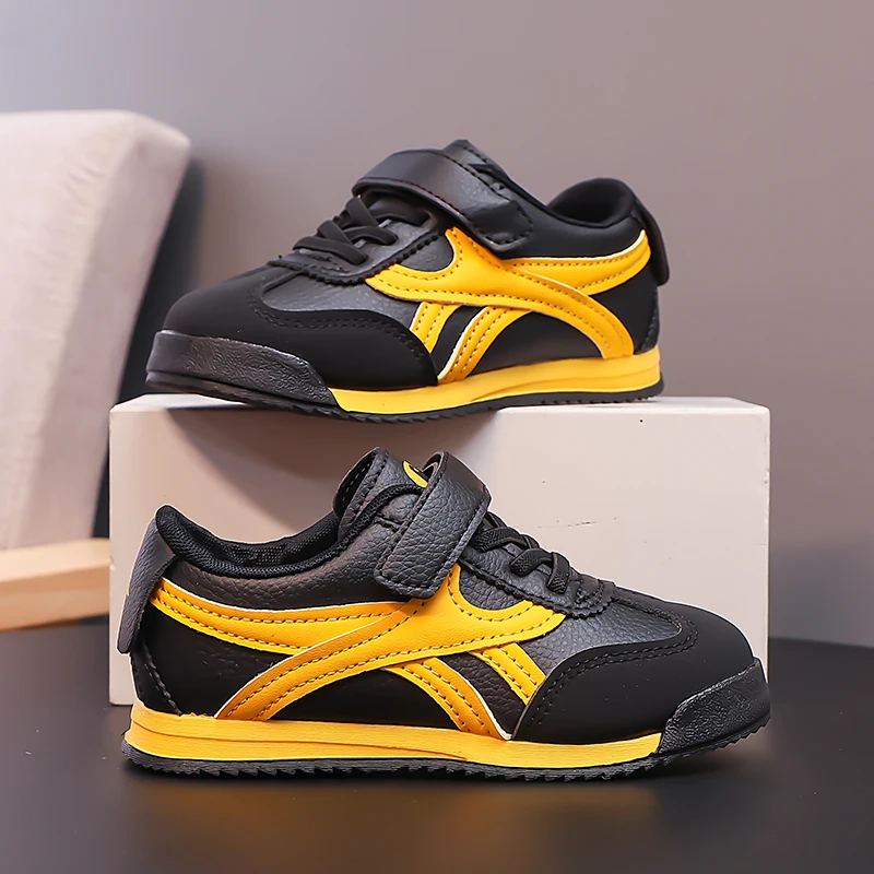 

Autumn Children's Forrest Gump Shoes 2025 Outdoor Light Training Shoes Girl Casual Shoes Comfortable Soft Sports Shoes for Boys