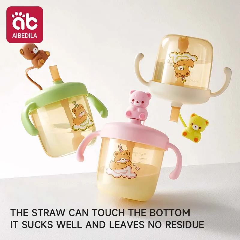 

Cute Baby Water Cup Drinking Feeding Straw Baby Milk Cup With Strap Infant large-capacity breakfast cup