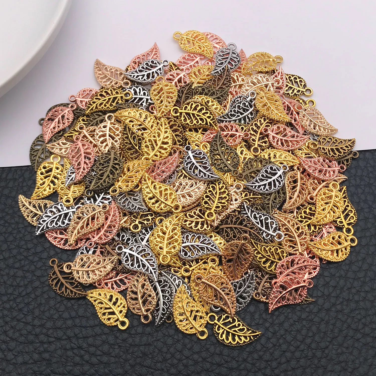 50/210 pcs Six-Color Leaf-Shaped Alloy Pendants, DIY Jewelry Accessories, Vintage Tibetan Silver Style Bracelet Earring Ornament - view 5