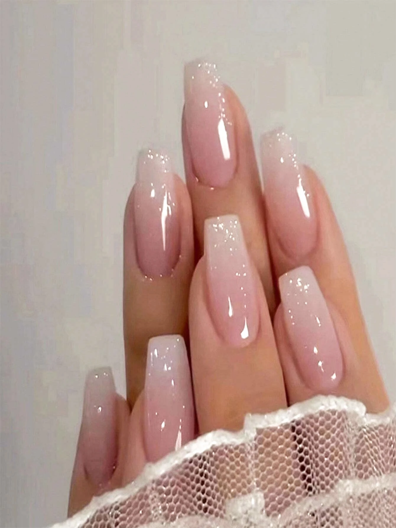 ARTAUG 24 Stück glänzende rosa Nägel zum Aufdrücken, mittelgroß, quadratisch, künstlicher Nagel, eleganter Stil, künstlicher Nagel, vollständige Abdeckung, künstlicher Nagel für stilvolle Frauen – Detail 5