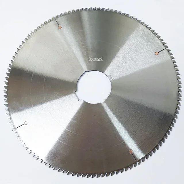 The Diamond-Embedded PCD Circular Saw Blade for Woodworking and Chipboard Cutting