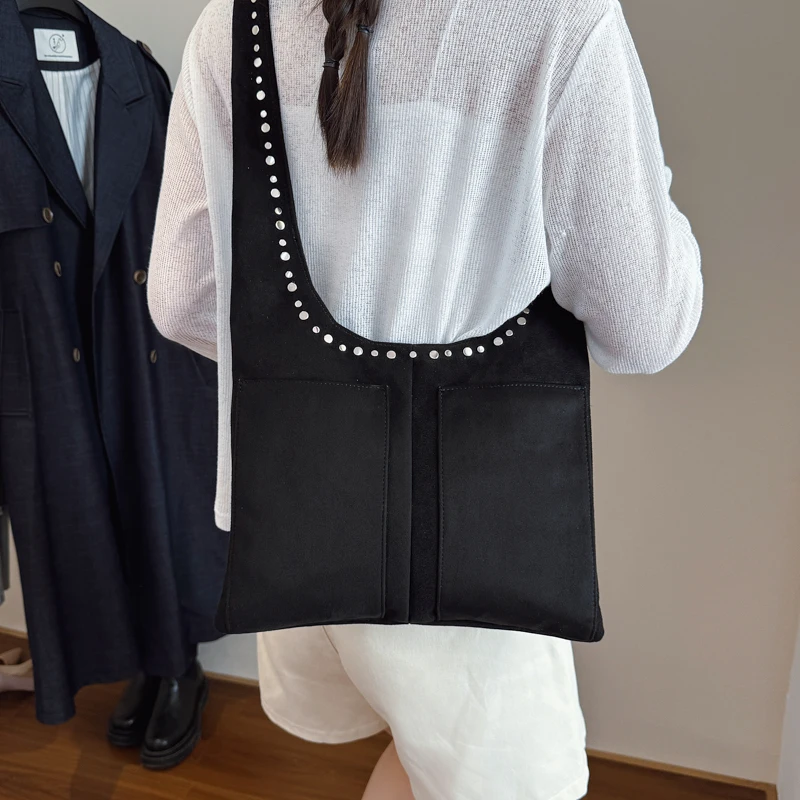 

Elegant Women Leather Luxury Classic Fashion Crossbody Bag Designer Shoulder Tote Handbag For Daily City Style