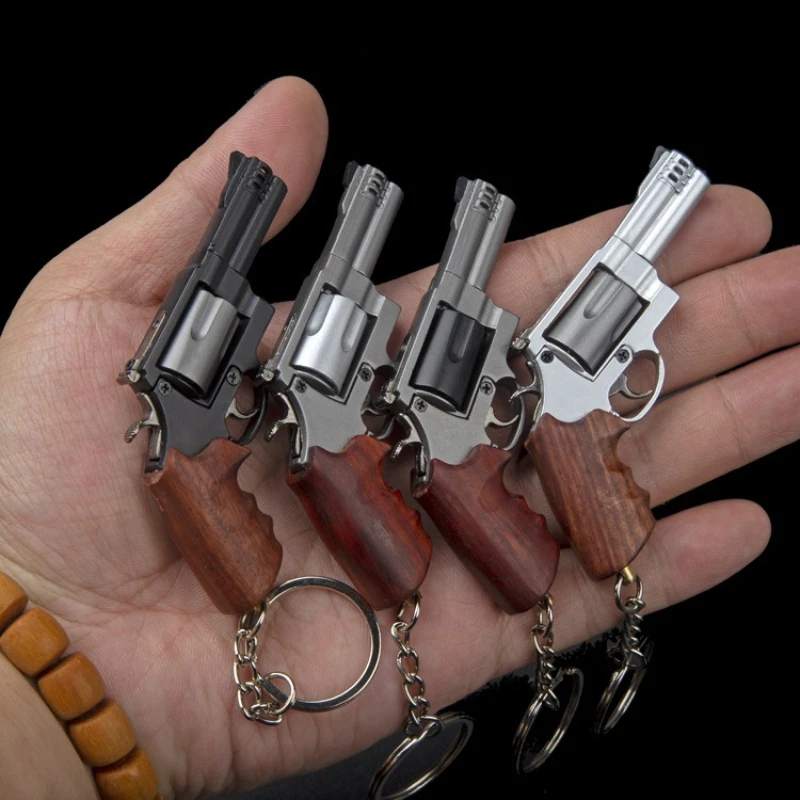 Mini Gun Model Solid Wood Handle Small Revolver Alloy Detachable Assembly Keychain 7.5 Cm Decompression Toy Men's Gift