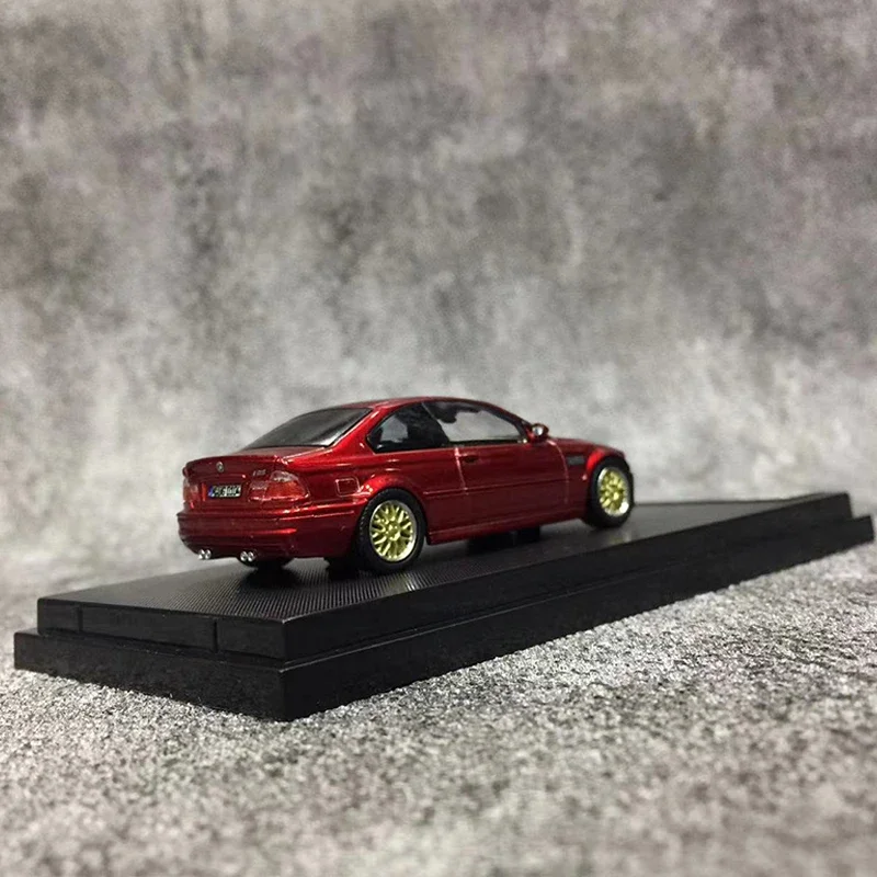 1:64 BMW BMW E46 M3 สีแดงจําลองแบบคงที่จอแสดงผลรถ,คอลเลกชันผู้ใหญ่ตกแต่งตกแต่งห้องเด็กของขวัญ