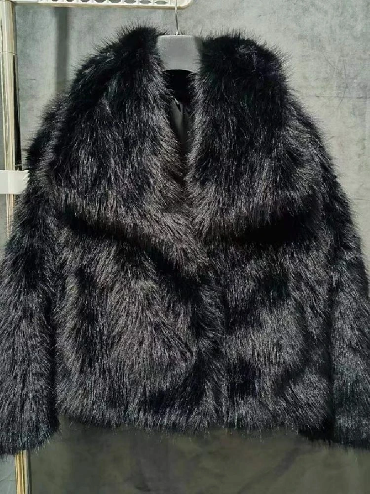 معطف شعر نسائي جديد من Orth Fur Jaet عالي الجودة محاكاة للشباب أنبوب مستقيم طويل Sve k زر Street Sle