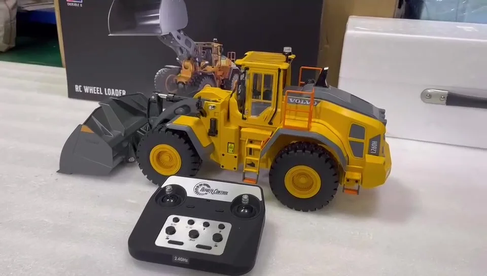 リモコン付きおもちゃローダー,ダブルイーグルe592 rcローダー,光と音