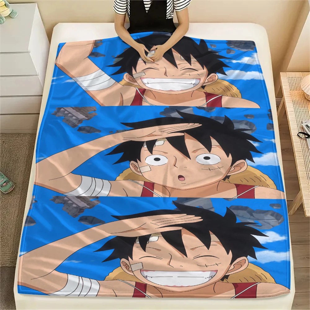 One Piece Monkey D. Luffy Flanelldecke, modischer Druck, ideal für Schlafzimmer, Sofa, Bett, Stuhl, Picknick, Reisen – HE37