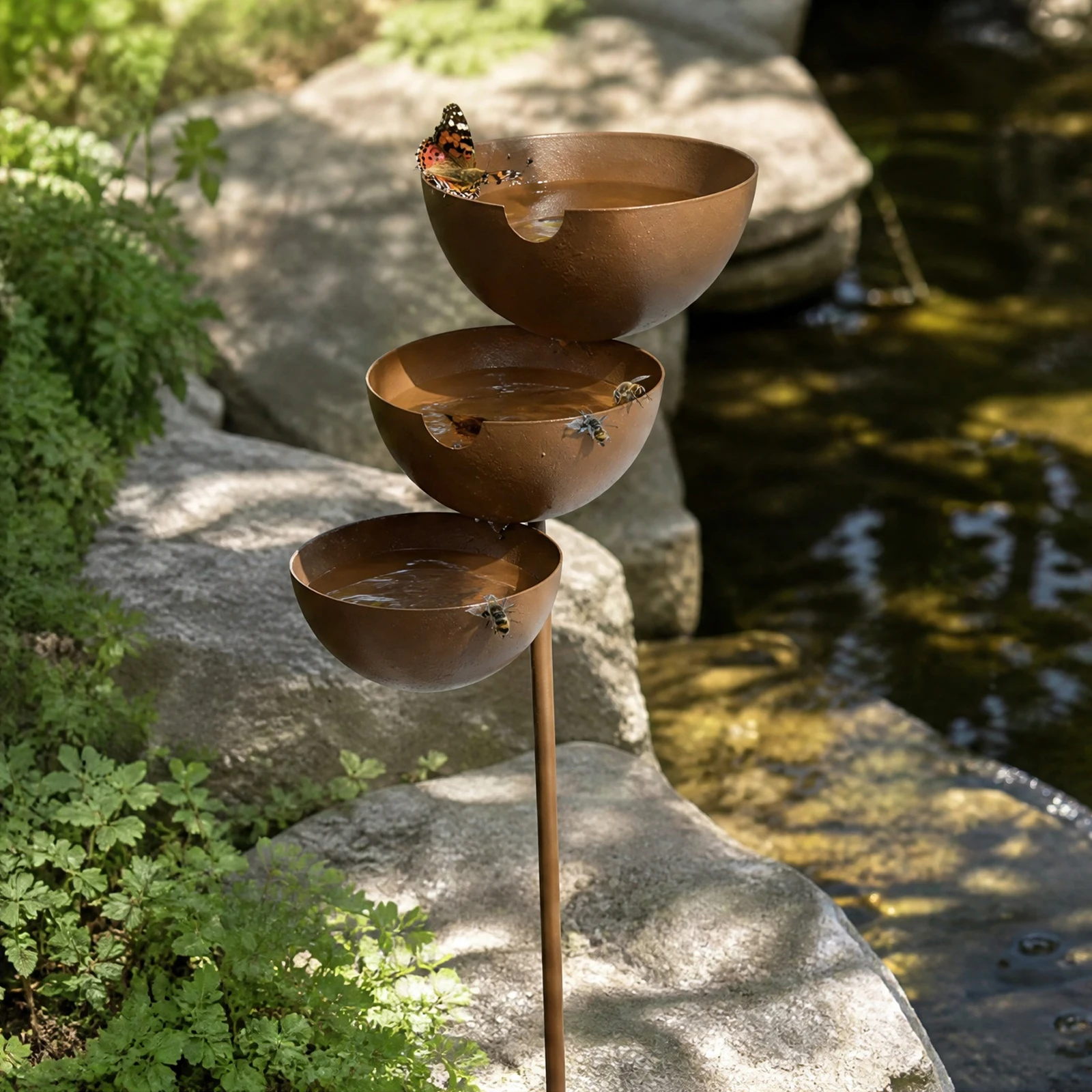3-Tiered Iron Water Bowls Garden Stake with Metal Stake Rain Catcher Garden Ornament for Outdoors Gardens Patio Yard Lawn Decor