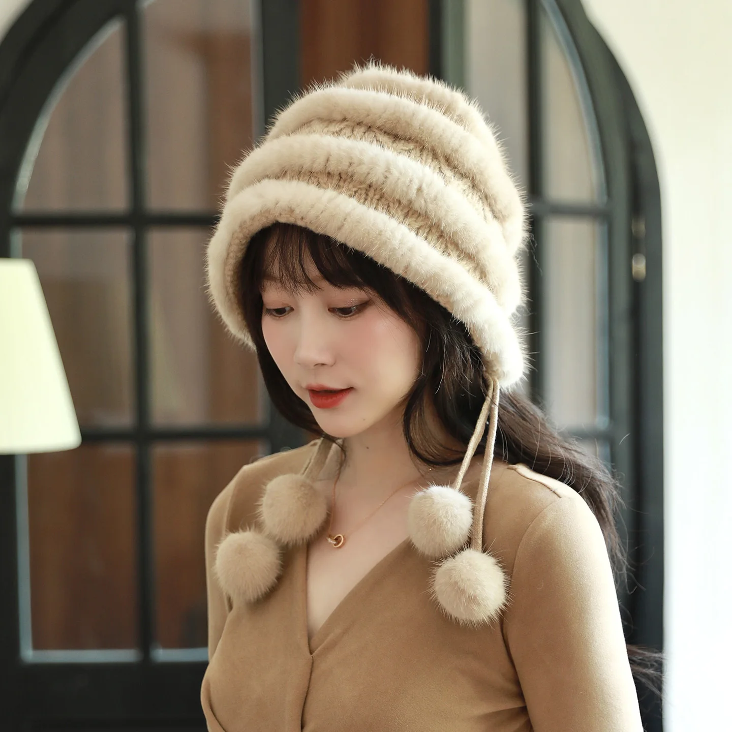 

Besfilin New Autumn Winter Real Mink Fur Knitted Warm Women's Hat Cute Face Slimming Tassel Mink fur Balls Ear Protection Hat