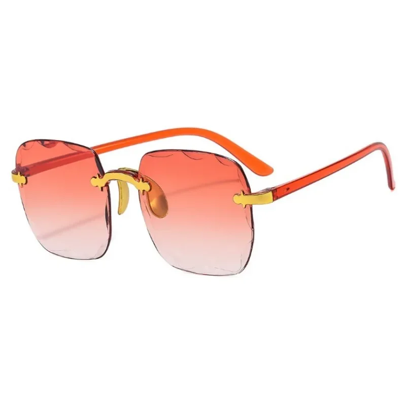 Gafas de sol sin marco para mujer, gafas de sol con protección UV400, lentes degradados a la moda, gafas de sol para mujer, gafas de sol con patas de aleación Vintage