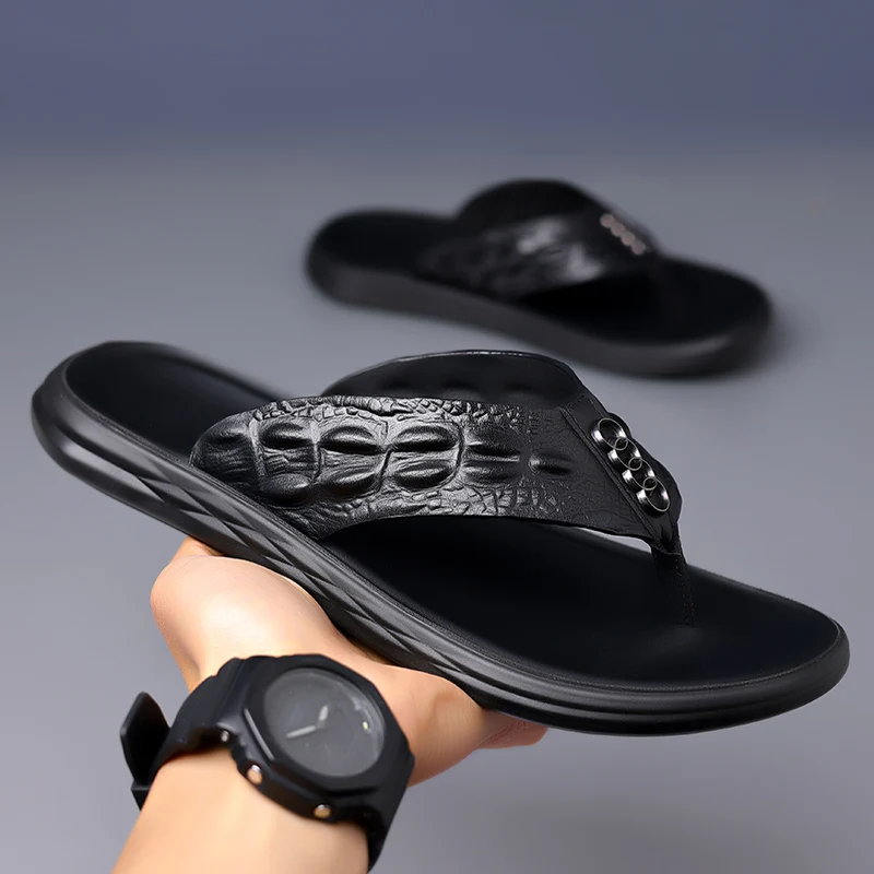 WAERTA Genuine Leather Mens Flip Flops Summer New Casual Slippers Men Fashion Outdoor Beach Slipper Classic Luxury Light Flats