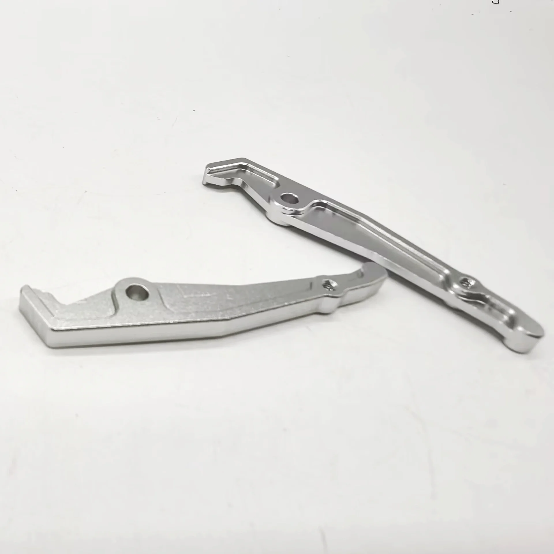 RC 1/14 1 Paar Metall-Drag-Strip-Stützfüße für Tamiya Hydraulikbagger, Lader, Muldenkipper für VOLVO Kipper DIY-Teile – Detail 6