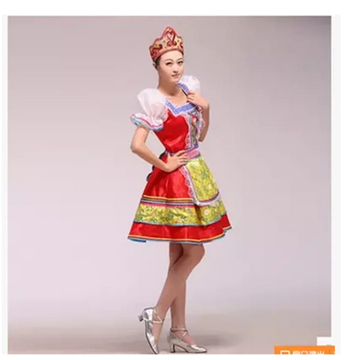 Russian ethnic dance costumes, foreign drama costumes, European court costumes, princess maid costumes, ethnic new styles