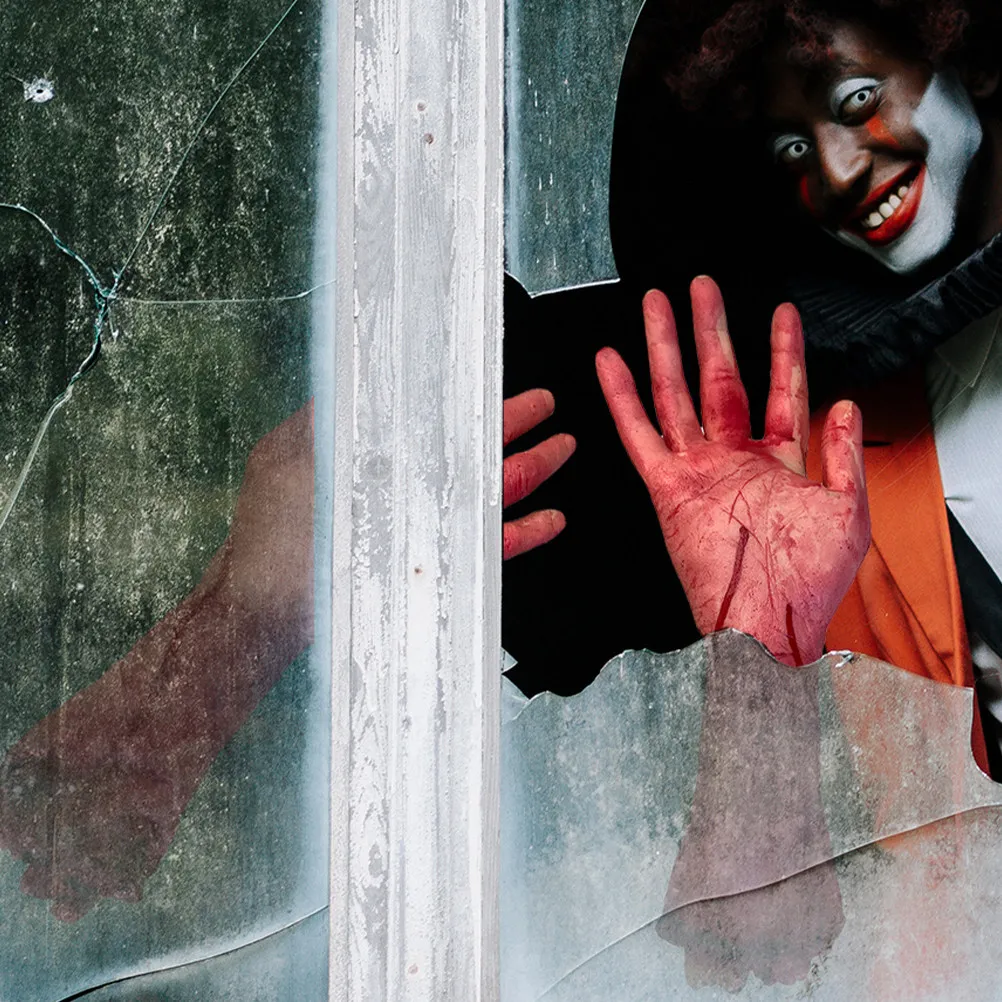 

Halloween Broken Hand 2PCS Realistic Rubber Blood Covered Hand Prop Scary Party Decorations for Haunted House