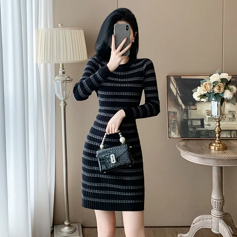 

Женское трикотажное платье контрастных цветов, новинка сезона весна-осень 2026, в стиле «маленький аромат», платье-свитер А-силуэта