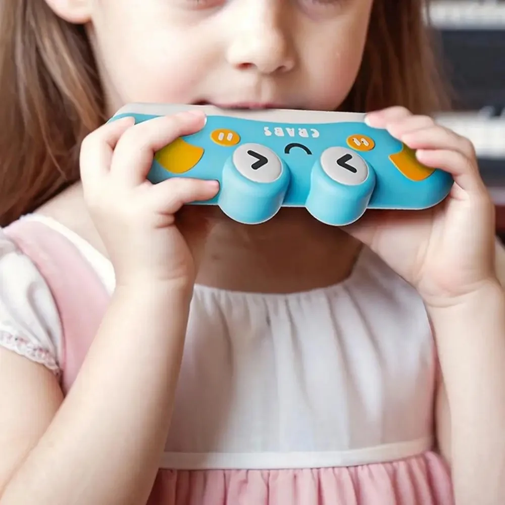 Creative Portable Children Harmonica Double Row 16 Holes Play Instrument Beginner Harmonica for Boys and Girls