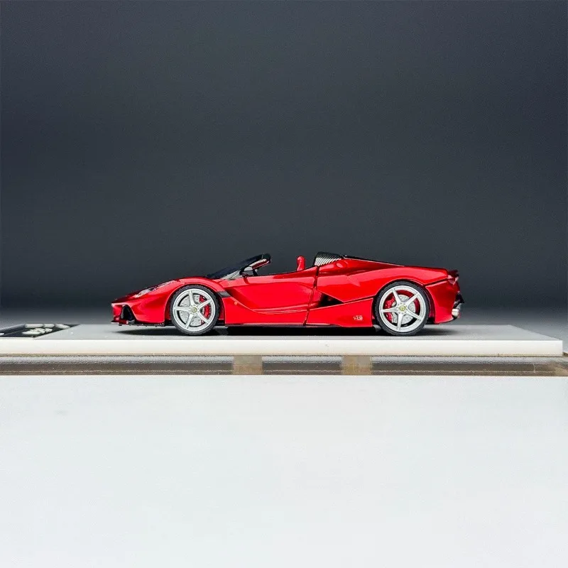Street Buster Diecast 1:64 Scale LaFerrari F150 SH Car Model Alloy Ferrari Play Vehicles Collectible Model Cars Toy For Boy Gift view 3