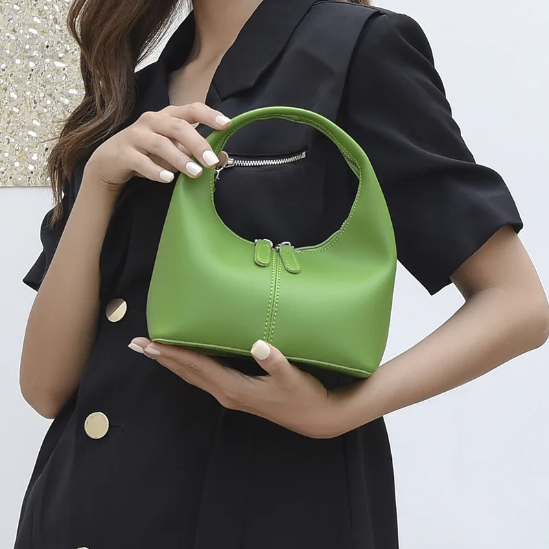 

2025 new cute mini handbag female exquisite compact senior fashion casual light luxury texture hundred handbag dumpling bags