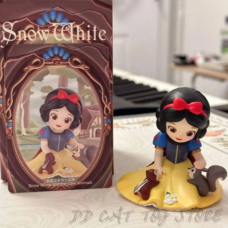 Disney Princess biancaneve Classic Series Blind Box Desk Decoration Ornament Surprise Box Cute Snow White Figure Kids Gift