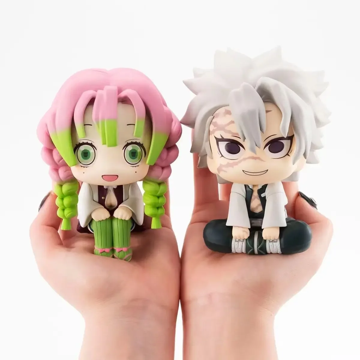 Demon Slayer Anime Q Ver. Conjunto de bonecos de ação - Mitsuri Kanroji Shinazugawa Sanemi Brinquedo colecionável modelo Kawaii Pvc presentes de Natal