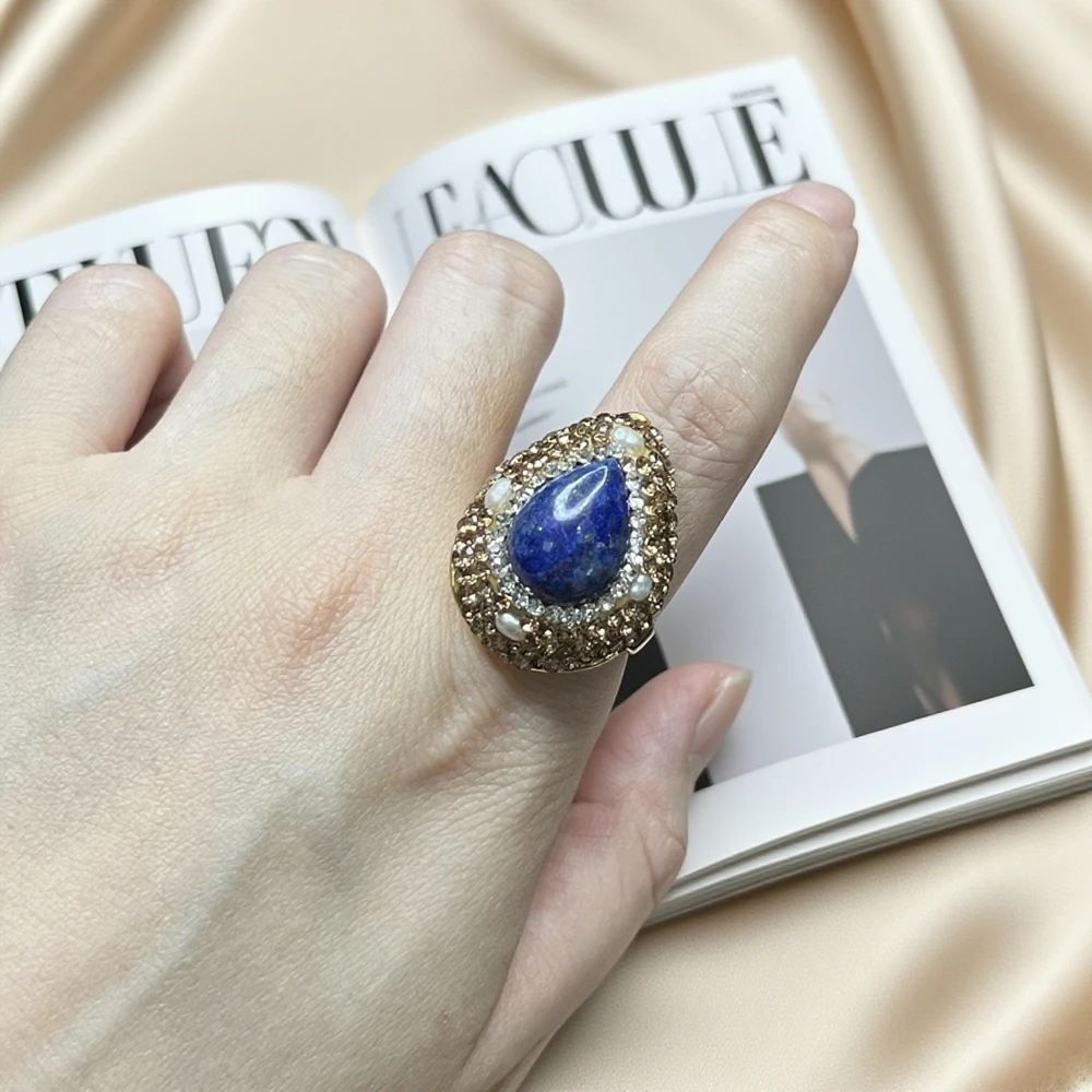 خاتم اللازورد على شكل قطرة ماء طبيعية مصنوع يدويًا مع ترصيع كريستالي فريد من لؤلؤ المياه العذبة وحجر الراين - مجوهرات ذات طراز بسيط