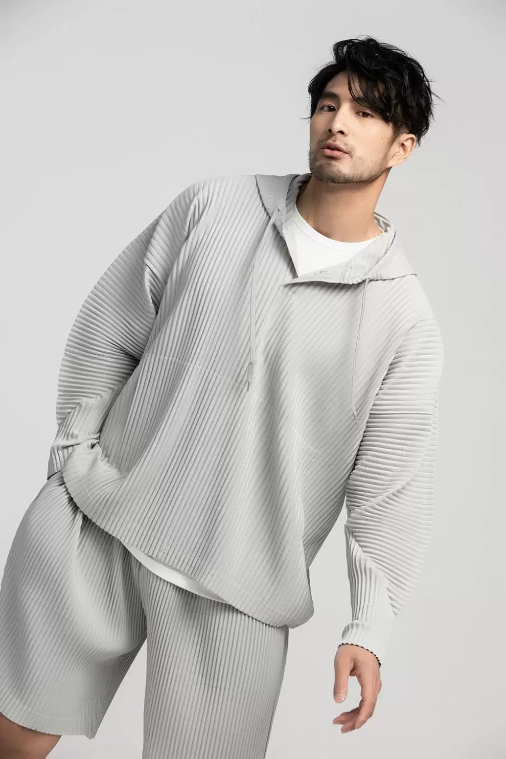 Miyake Pleated Hoodies For Men Breathable Loose Drawstring Casual Top