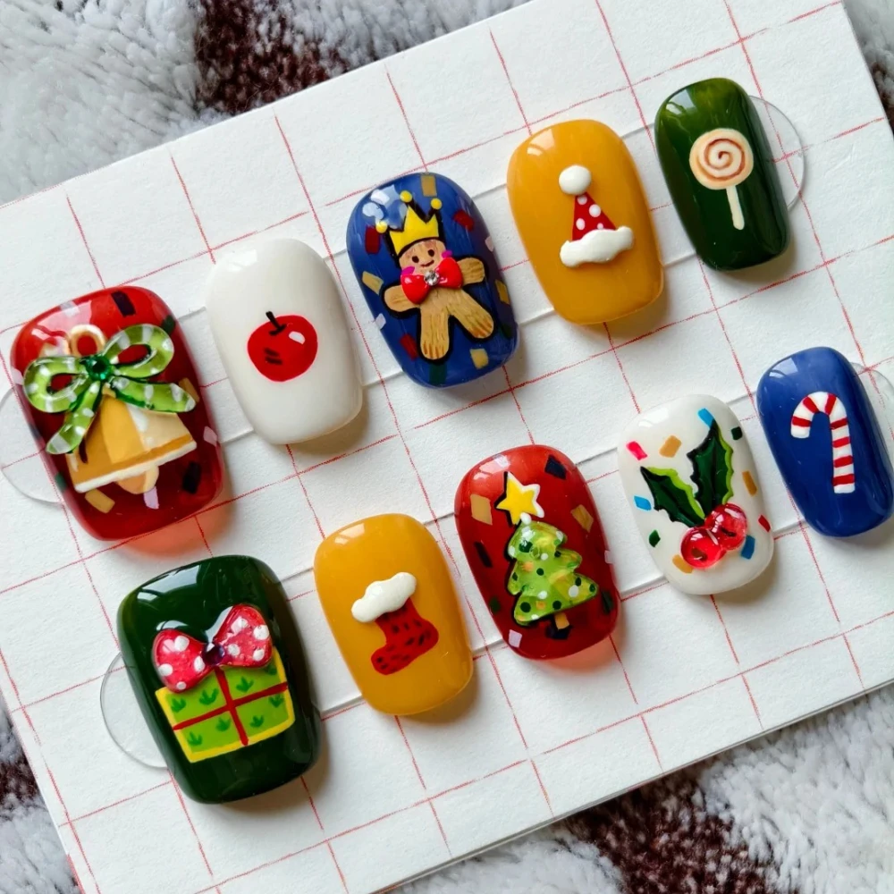 10 Pcs Handmade Press On Nails Winter Christmas New Luxury Cute Coffin Limited Short Fake Nails Design Art DIY Nail with Set