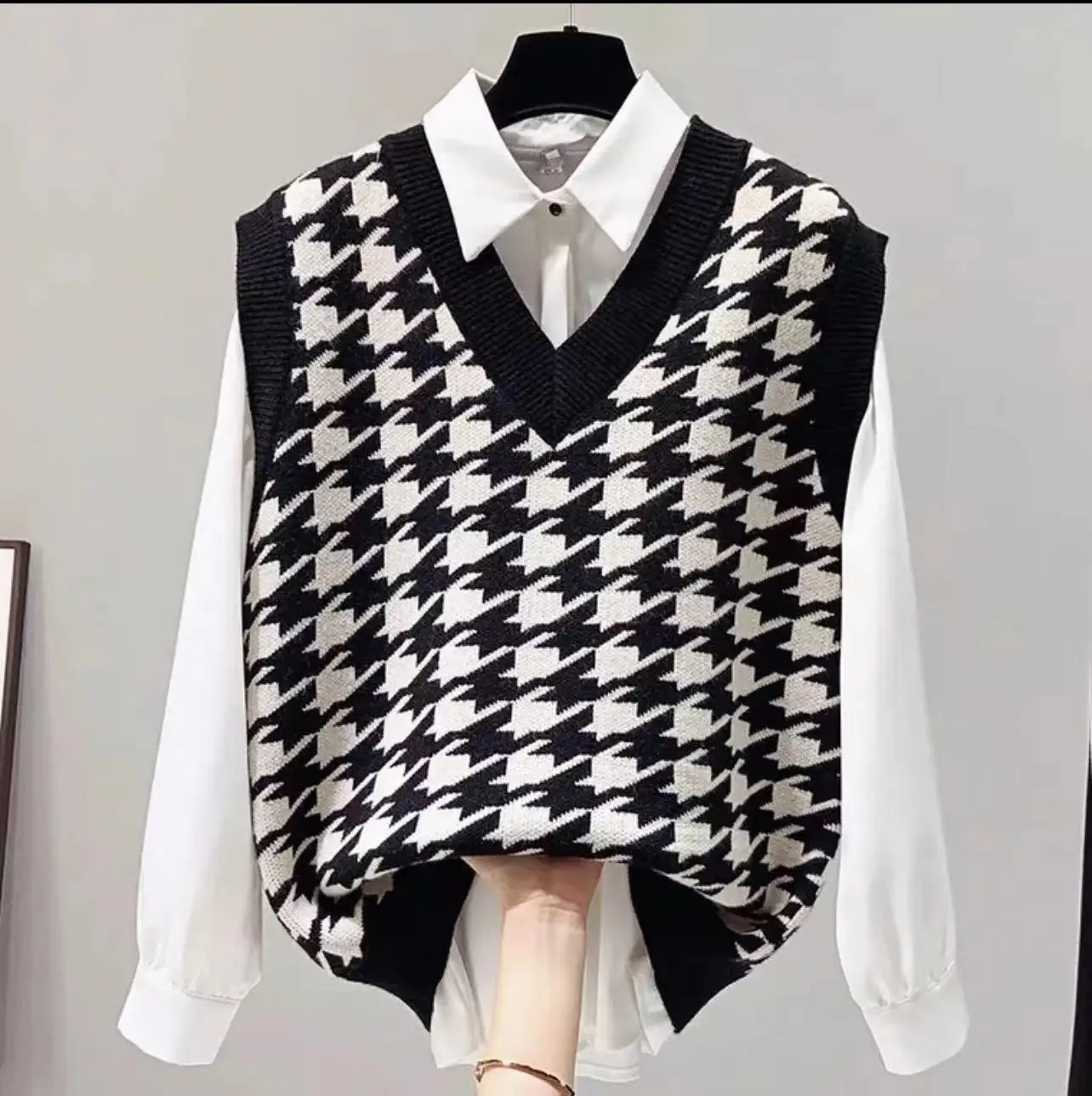 

Ele клетчатый свитер, жилет, женский осенний модный универсальный V-образный вырез без пуговиц, стандартная длина, другие материалы 00%