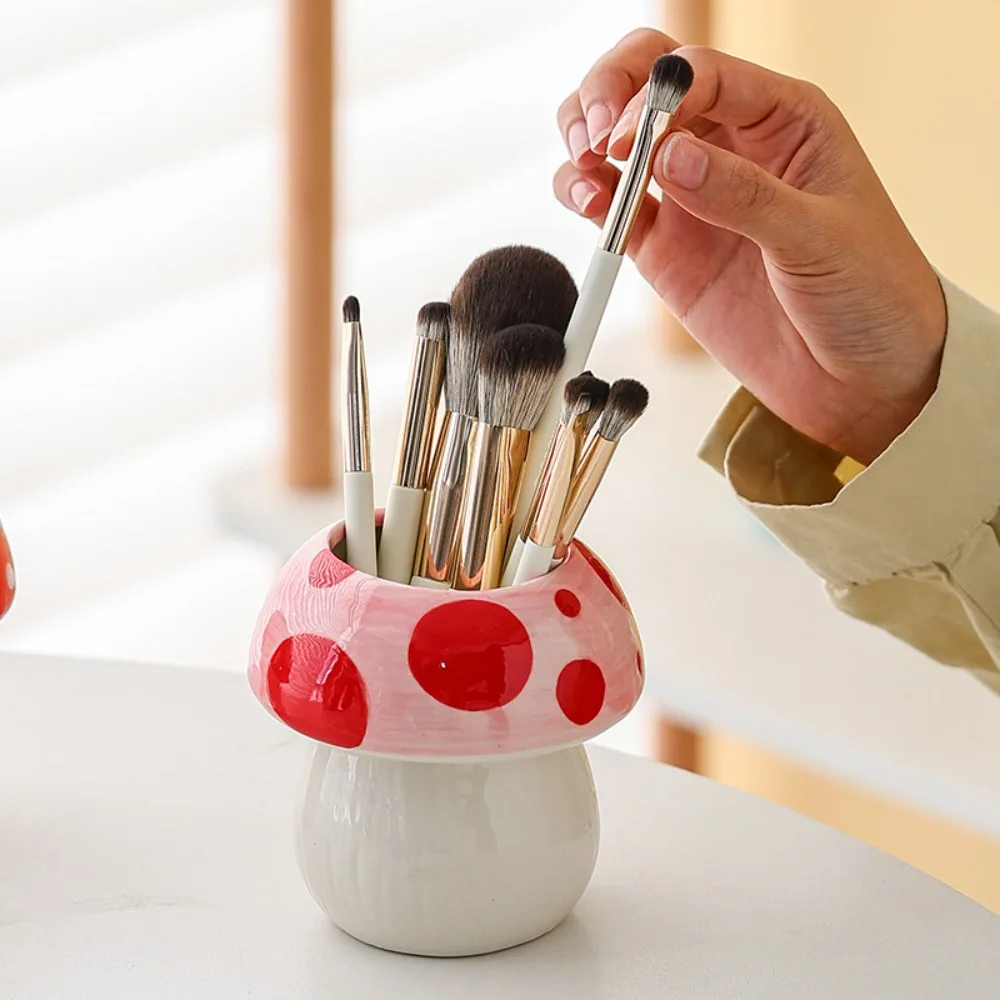 

Cartoon Mushroom Pencil Holder Multifunction Girly Brush Storage Bucket Cute Creative Makeup Brush Storage School Office