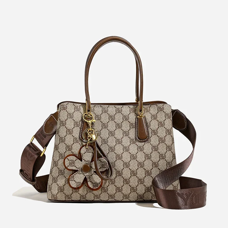 minimalist-stylish-vintage-diaper-bag-for-women-elegant-designer-leather-large-capacity-luxury-fashion-shoulder-bag