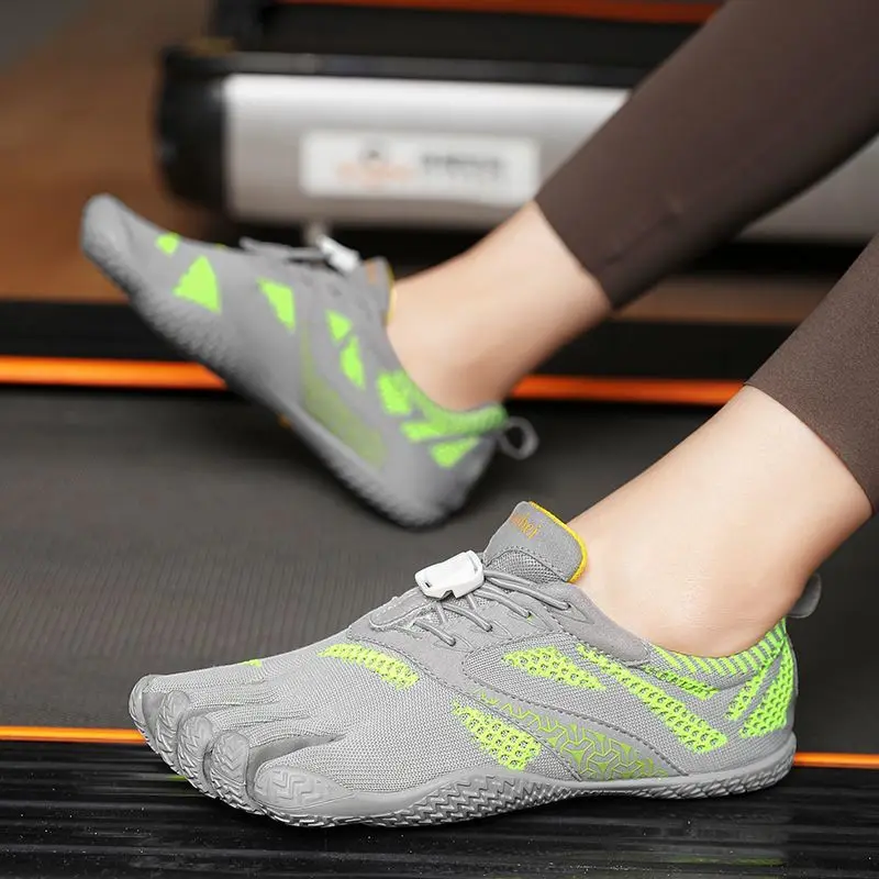 

Original Brand Professional Light Weight Lifting Training Shoe Designer Indoor Yoga Fitness Shoe Soft Sole Non-slip Driving Shoe