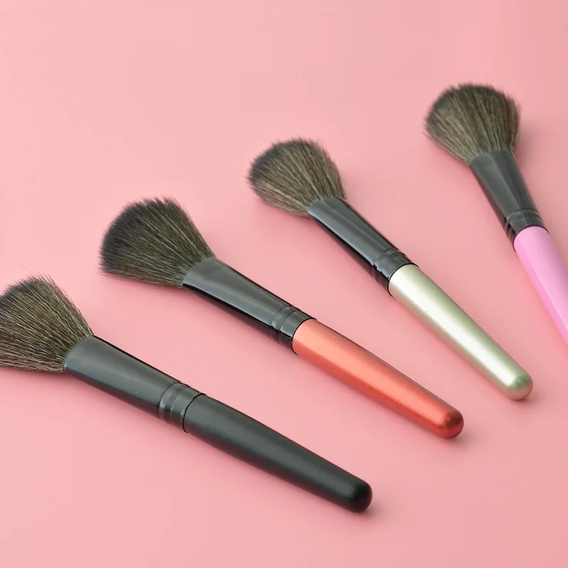 1Pc Makeup Brushes Powder Blush Brush Foundation Concealer Contour Powder Brush Make Up Brushes Cosmetics Beauty Tools for Women