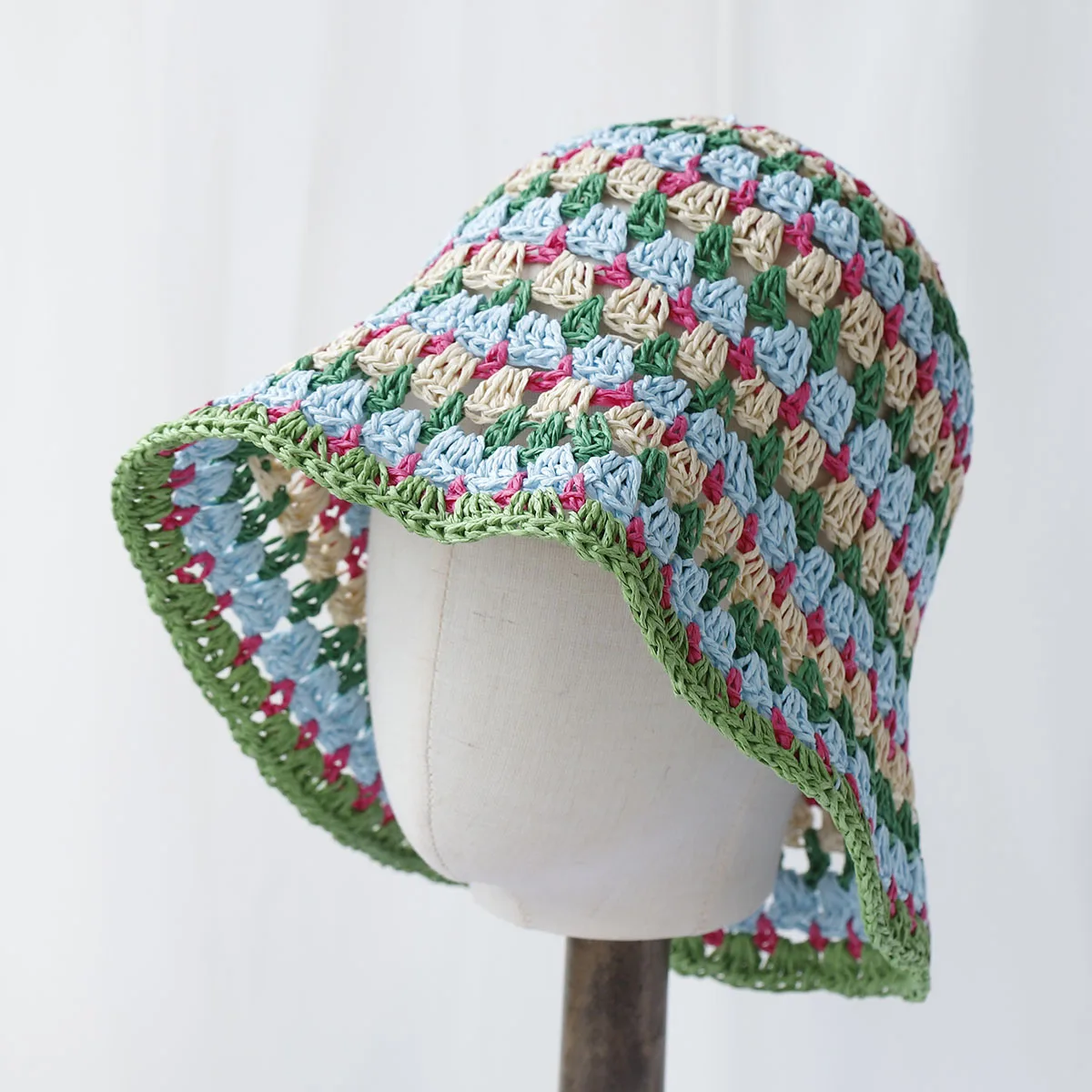 2024 New fashion Style bucket hat Multicolor Foldable Sun Crochet Hat For Beach, Travel And Vacation handmade straw hat