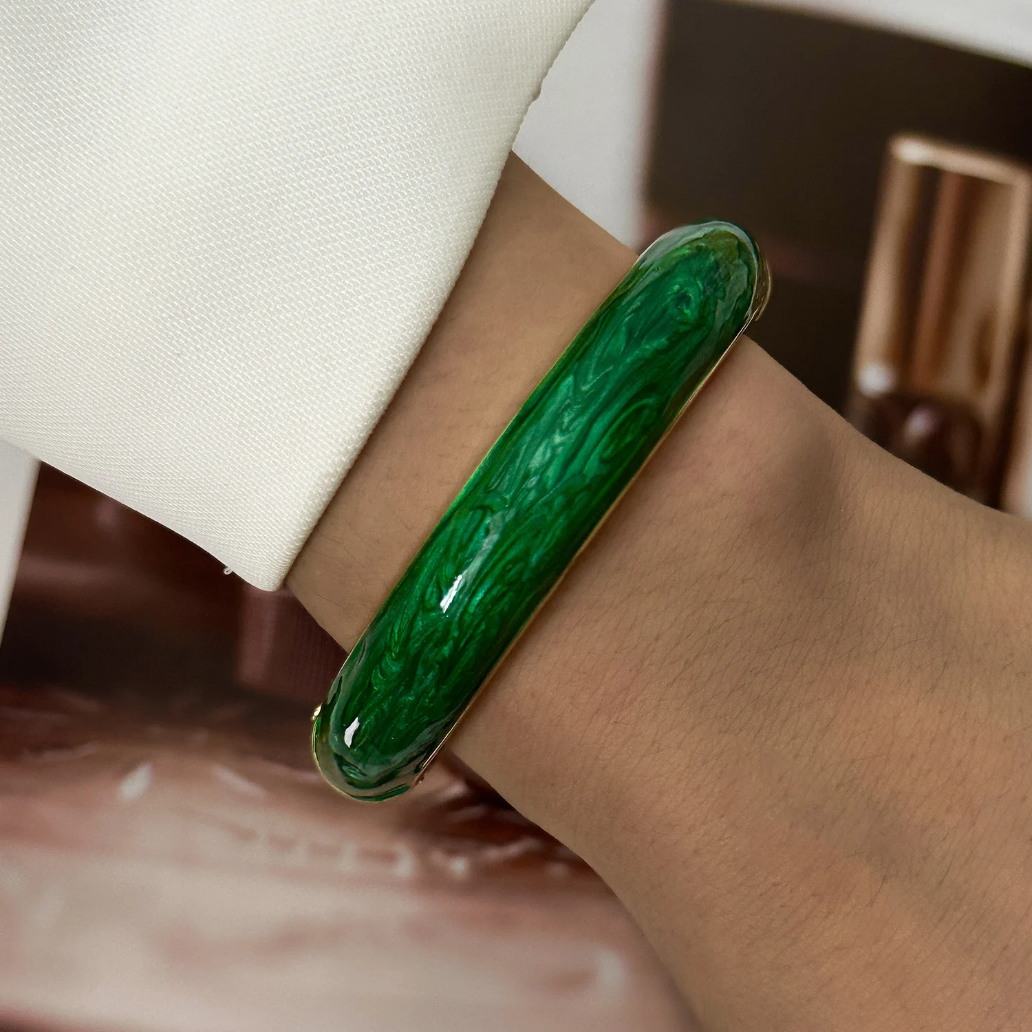 Vintage Multi Style Option Green Drip Alloy Bangle for Women Elegant Imitation Gemstone Cuff Bracelet Fashion Gift Jewelry