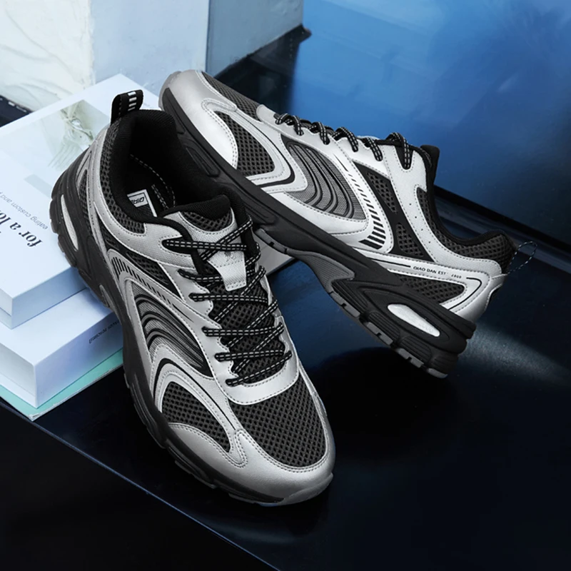 QIAODAN Kaiyuan SE2.0 Running Shoes Men Mesh Shock-Absorbant Vintage Breathable Rubber Sole Non Slip Sneaker QXL043252408