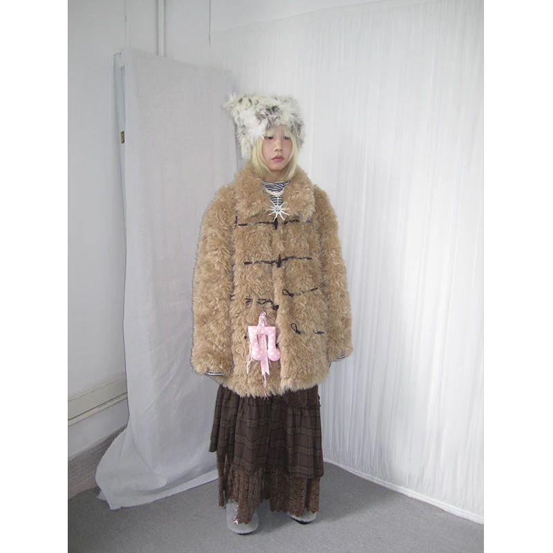 

Корейское теплое верхнее пальто для женщин с длинным рукавом, воротником из овечьей шерсти, на пуговицах, с вставками из кожи и меха, новинка зимнего сезона