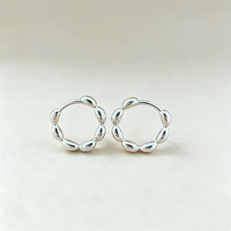 E olive bead earrings, women's summer fashion, trending cross-border style, minimalist chic, lightweight luxury, niche earrings