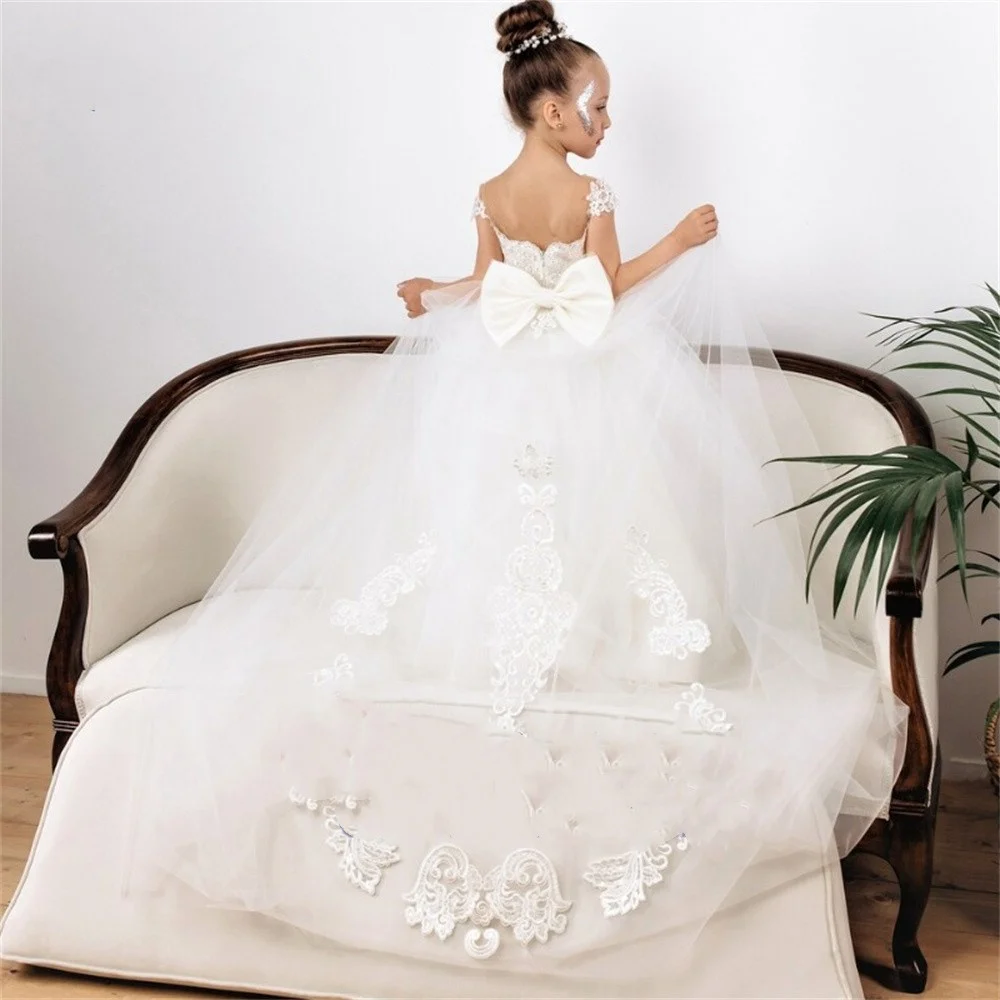 

Flower Girl Dresses White Lace for Wedding with trailing Birthday First Communion Party Kids Special Occasion Ball customize