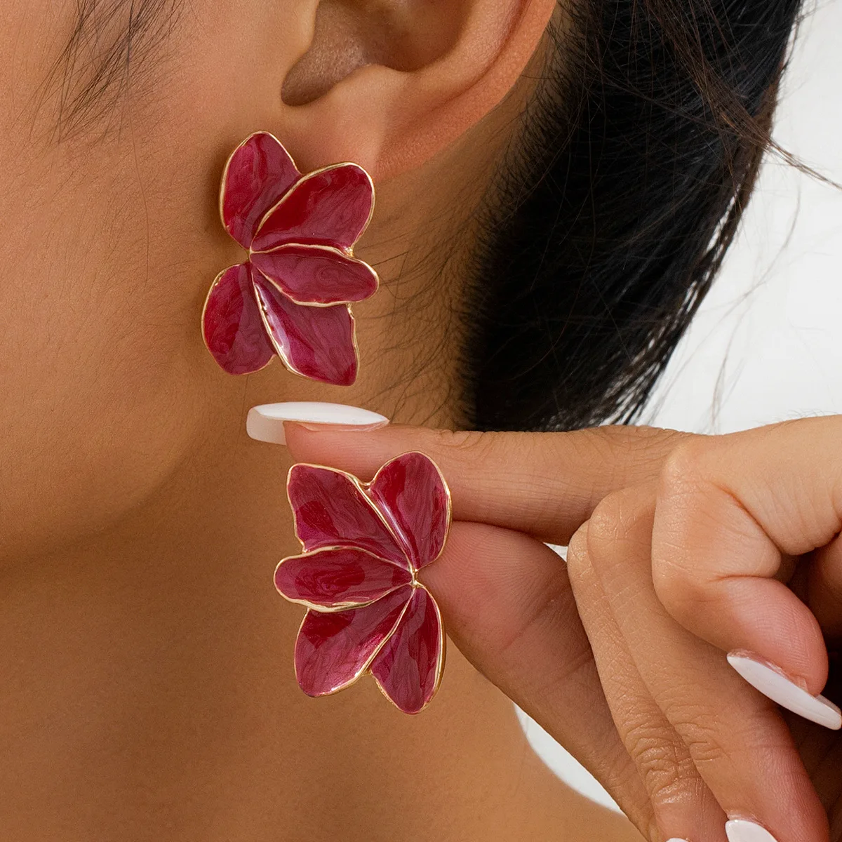 Metal Flower Red Enamel Petal Post Earrings for Women Fashion Jewelry Trendy Styles Holiday Gifts Daily Fancy Accessories