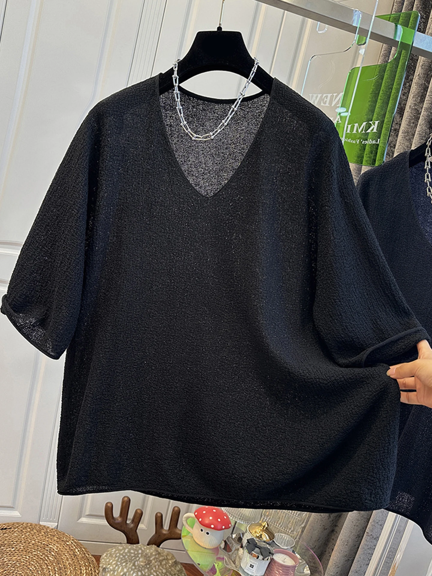 بلوفر فضفاض على شكل حرف V ort Sve تريكو صيفي أنيق للنساء غير رسمي النسخة الكورية ملابس داخلية مريحة