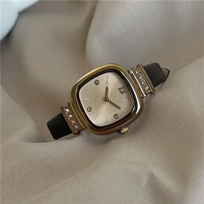 Reloj de pulsera cuadrado pequeño de lujo ligero para mujer, correa de cuero delgada Vintage, relojes de pulsera de cuarzo, reloj Retro femenino, Calvin klein