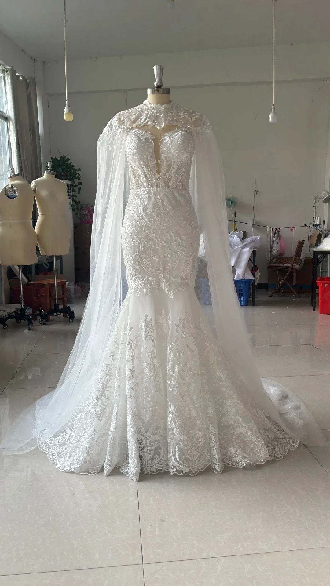 Vestido de noiva sereia personalizado, decote redondo, bordado, renda, apliques, xale, capa destacável, novia 2025, vestido de noiva