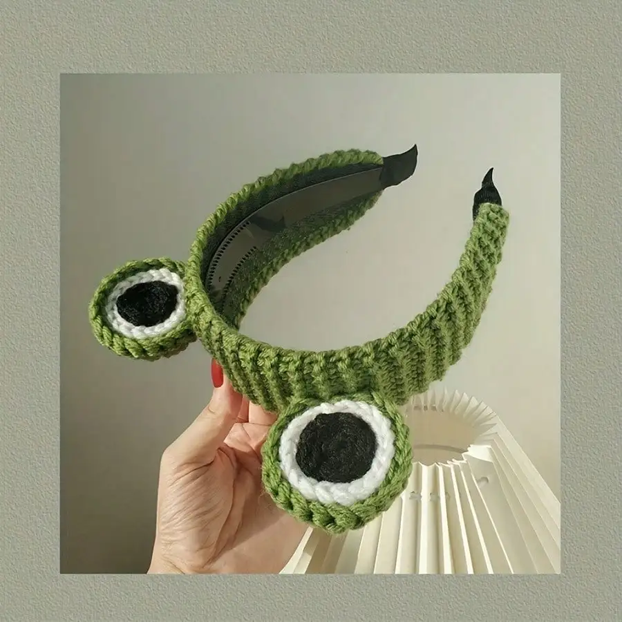 

1 Piece Cute Frog Eye Knitted Headband For Women - Green Polyester Hair Accessory, Suitable For Makeup, Skincare, Parties, And
