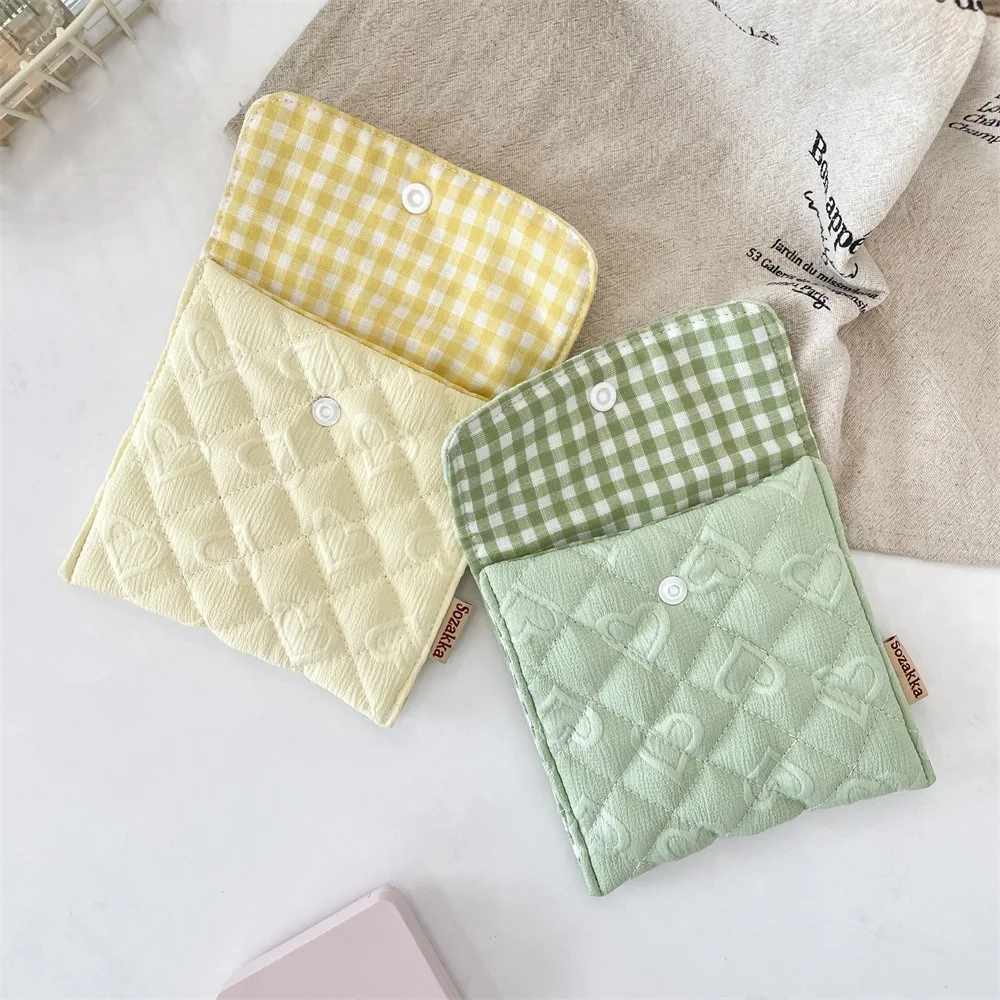 

Portable Love Heart Sanitary Pad Pouch Large Capacity Multifunctional Tampon Storage Bag Mini Makeup Lipstick Holder Women Girls