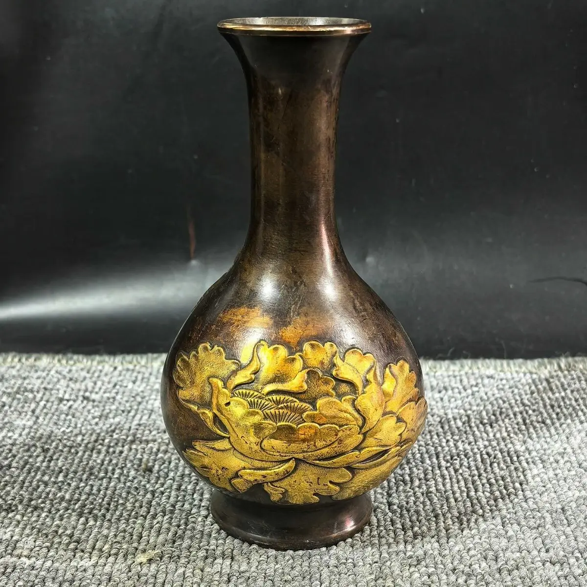 Pure copper gilt peony flower craft ornament exquisite collection pulp mellow type complete weight about 480