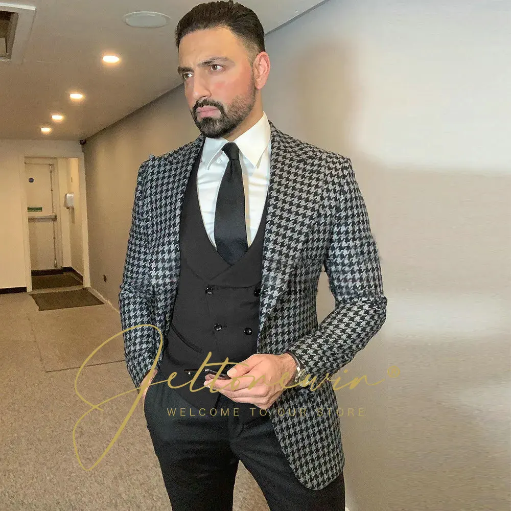 

Grey Tweed Houndstooth Mens Suits Fashion Formal Prom Party Groomsman Wedding Tuxedos 3 Piece Slim Fit Suits For Men