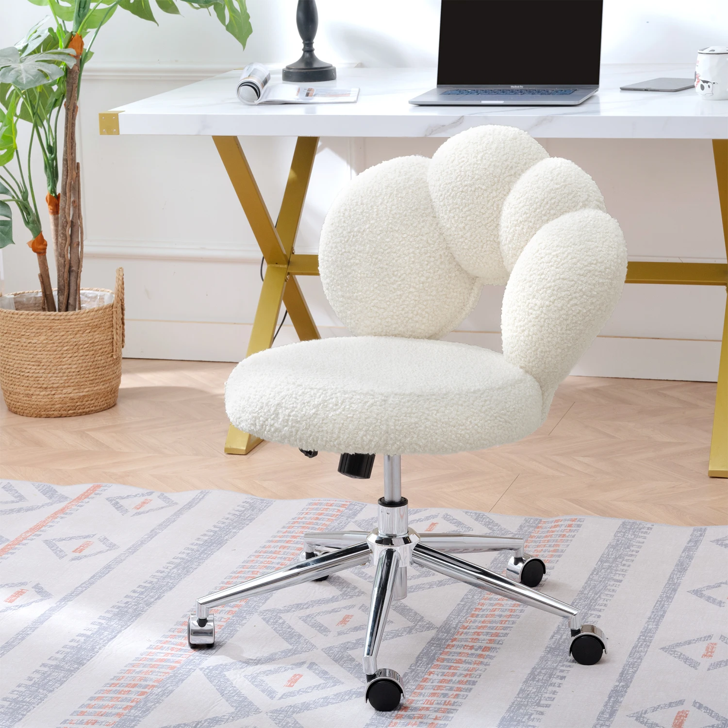 Height Adjustable Swivel Chair in Teddy Fabric for Home Office